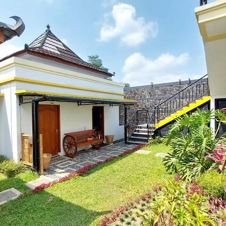 Pool Villa Saung Suluh بوروكيرتو المظهر الخارجي الصورة
